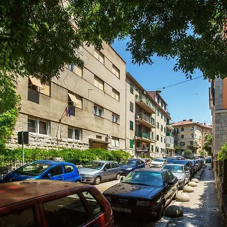 Centrino Apartment