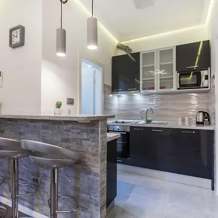 Apartment Centrino *